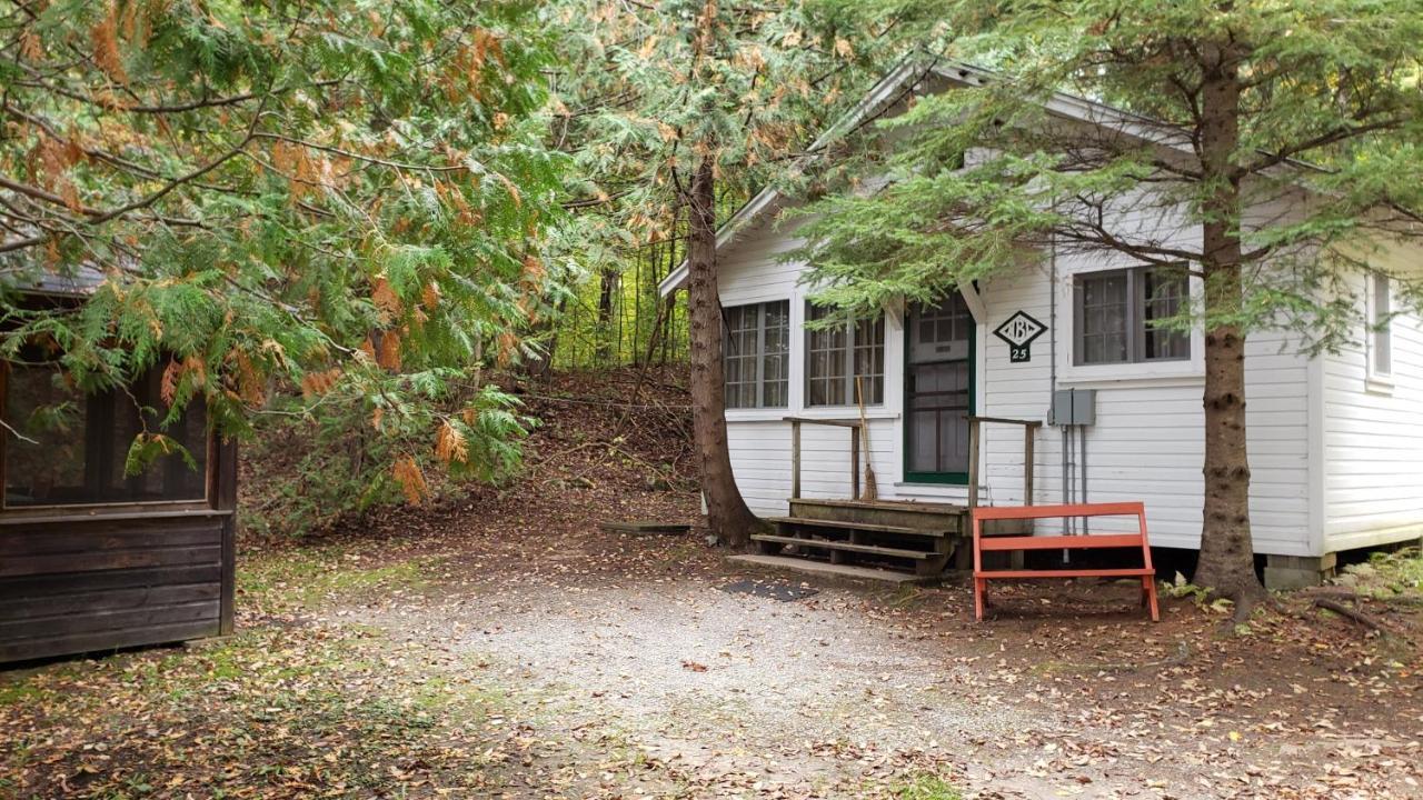 Miners' Bay Lodge Minden Exteriör bild
