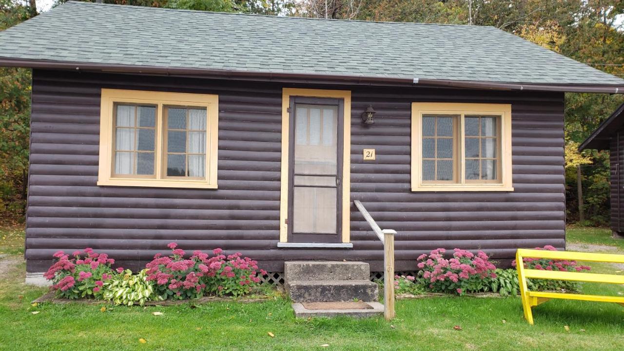 Miners' Bay Lodge Minden Exteriör bild